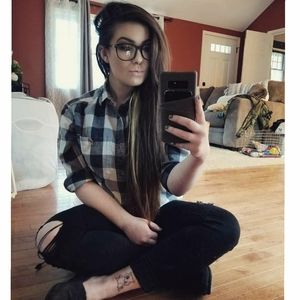 Meet your Posher, Dana